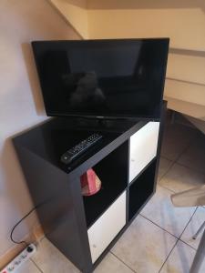 Maisonnette climatisée avec terrasse- Entre Nîmes, Montpellier et les plages