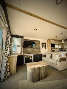 Static in Peak District Ashbourne Heights Derbyshire