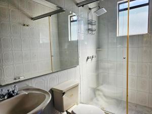 Casa en El Imperio con piscina privada y bbq