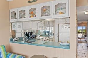 A-110, Pinnacle Port