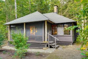 Rustic Cabin with Squam Lake Access and Fireplace!
