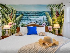 Emerald Towers West 2003 - Beachfront Blessings