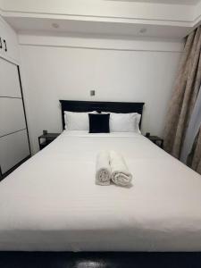 Modern Luxury 2BR at Shangri la
