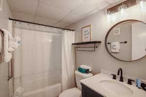 Venus 106 - The Salty Sister