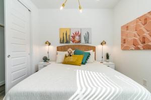 Private Pool! Avondale - Modern Mtn View Oasis