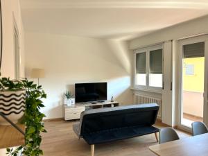 Chic Apartment - Close to Station & City Center!