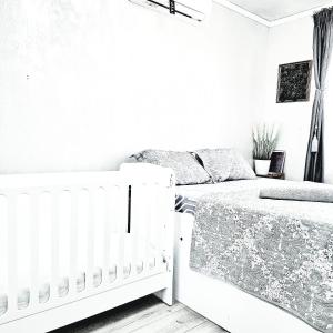 GoldLine Home