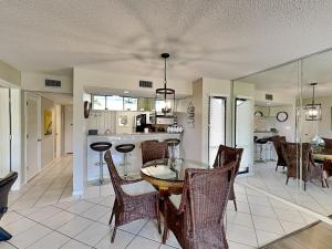 Edgewater Villa #2001