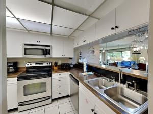 Edgewater Villa #2001