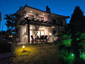 Sea View Pool Villa in Glarokavos, Halkidiki