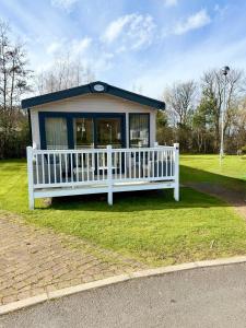 Archerfield Luxe Lodge