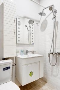 Cozy 1BR Apartment on Quiet Street - 5 min to NDK