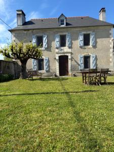 Maison village entre pau et lourdes