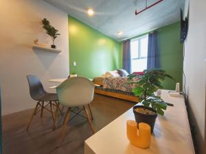 906B URBN Barrio Escalante Estudio con Aire Acondicionado y Parqueo