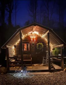 The Dapper Duck Log Cabin