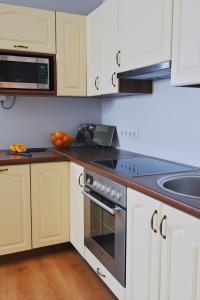 KURESSAARE CASTLE PARKSiDE