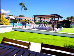 Poolside little Paradise Colorado #2