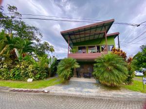 Villa Ceiba - Studio, pool, 5mins to Waterfall