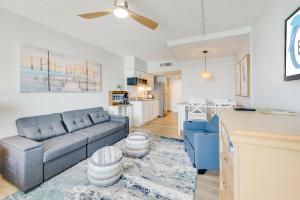 Amazing Large Private Studio Condo with Amazing View