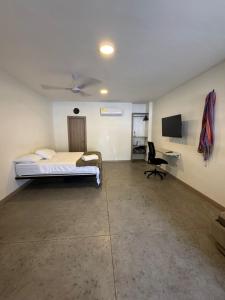 Apartaestudio cerca de la vía 40