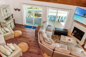Antilles Beach Cottage by Pristine Properties Vacation Rentals