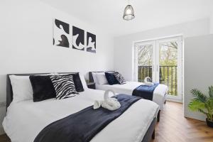 Stunning 2BR - Sleeps 8 - Save on Long Stays