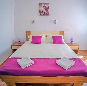 Apartment KALETA
