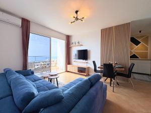 AZURE GOLD Panoramic Sea View Durrës