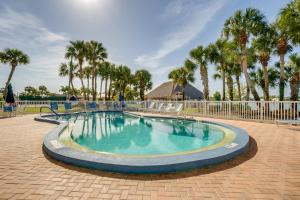 Golf + Pool Days! Extended Port Charlotte Escape