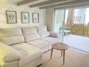 Precioso bungalow con piscina en 1a Linea Playa