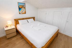 Relax Guesthouse & Hostel Lagos Central