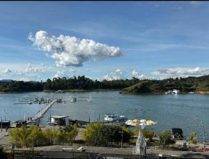 Hotel Bahia Guatape