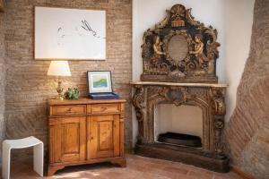 La Torre del Biscione - Campo dè Fiori by RHR