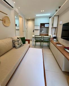 Sunny Hall Flat
