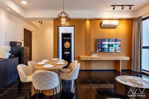 Urban Suites Premier Collection by Urban Hospitality