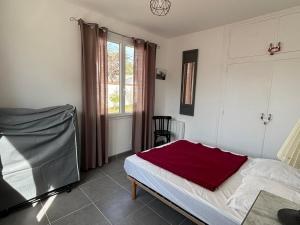 Maison de vacances pour 8 pers, 300m de la plage, parking, Sainte Anne - FR-1-194-357