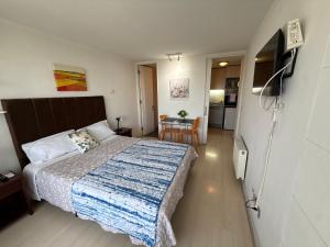 CostaLyonSuites Providencia