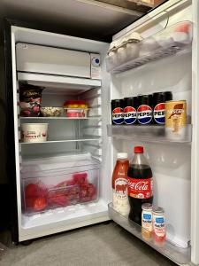 Luxury river view studio apartment 34th floor