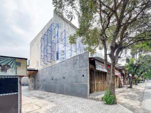 Urbanview Manukan Inn Surabaya