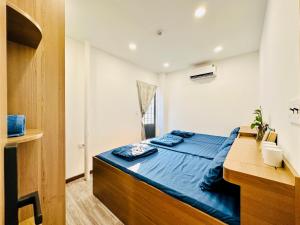 Loftic Apartments - Pink Church