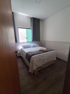 Linda Casa com Piscina em Esmeraldas MG