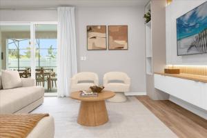 10 BD 8 BA Windsor Cay 16307 SK