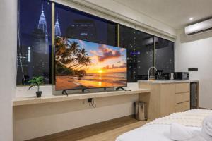 KAĨTE Suites at Wisma Cosway, Connected to Pavilion KL via Sky Bridge