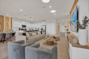 10 Bd 8 Ba Windsor Cay 15981 Cc