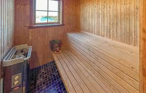 Cozy Home In Kulltorp With Sauna