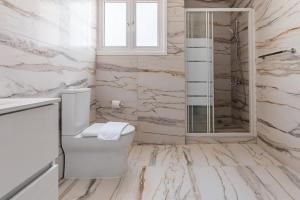 Modern 2-Bedroom Apartment Near Larnaca Salt Lake