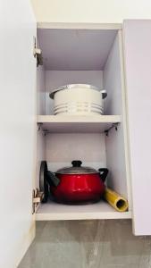 Modern 1BHK flat with AC WiFi Kitchen in Kharar
