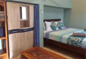 5 Bedrooms Villa in the heart of Legian