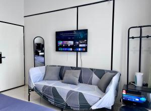 Space Residency -- Studio & CityView & KSL Mall #1BR1B 2px by Cowidea