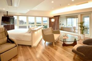 BREATH HOTEL